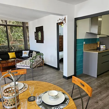 Appartement Le Jardin Imaginaire Champagnole Exterior photo